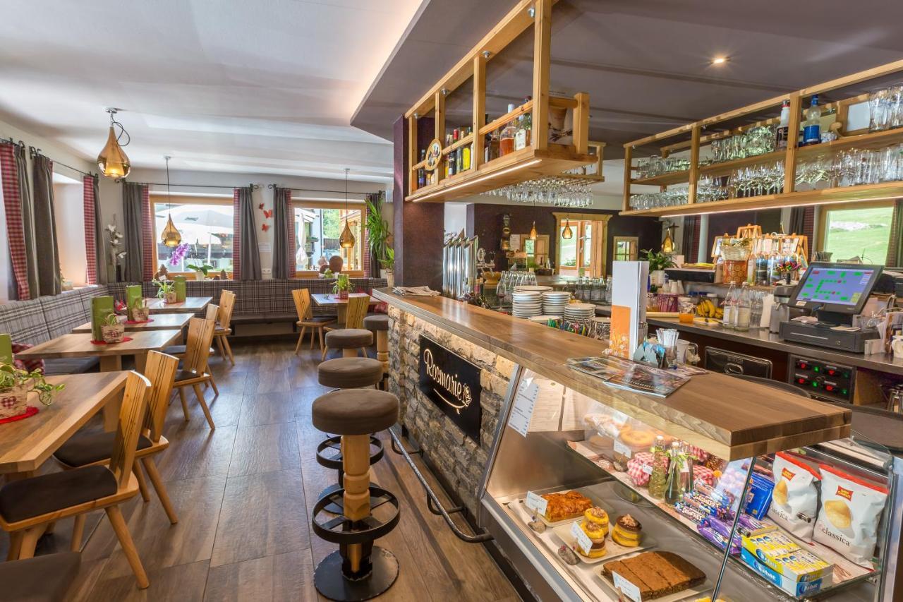 Hotel Restaurant Rosmarie Pfelders Extérieur photo